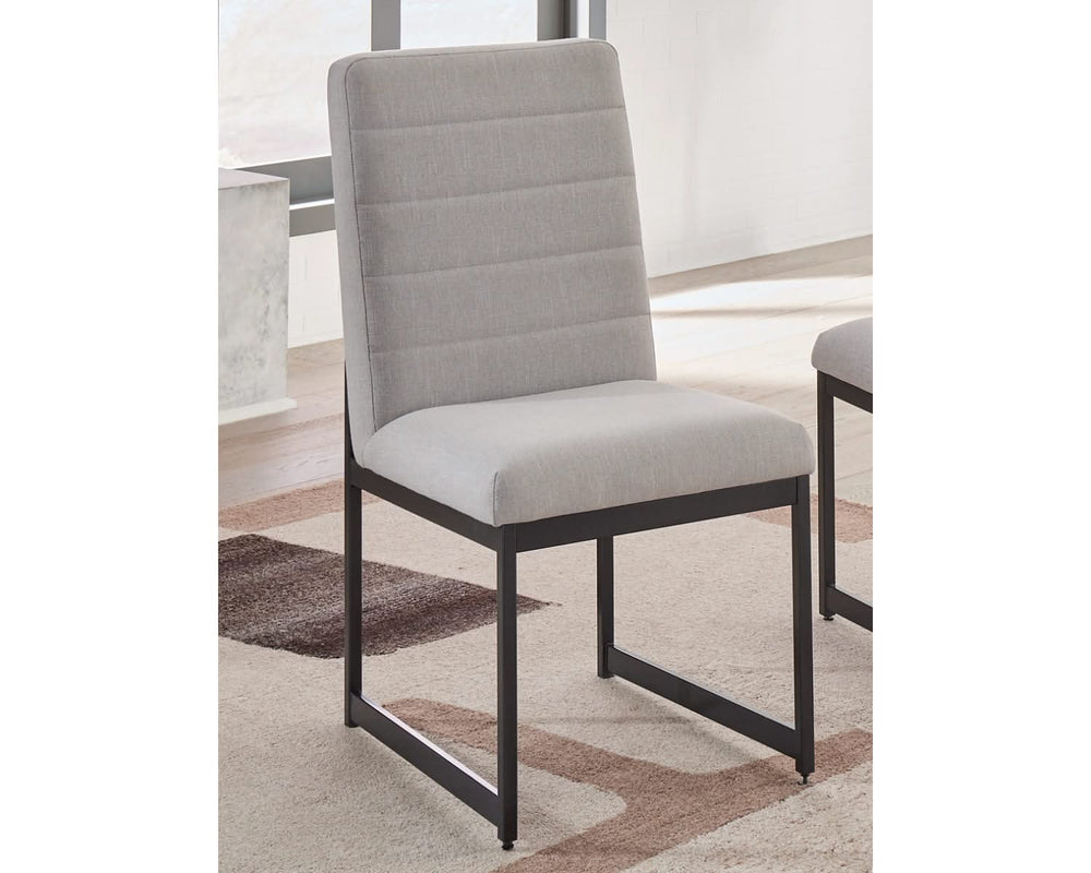 Tomtyn Dining Chair