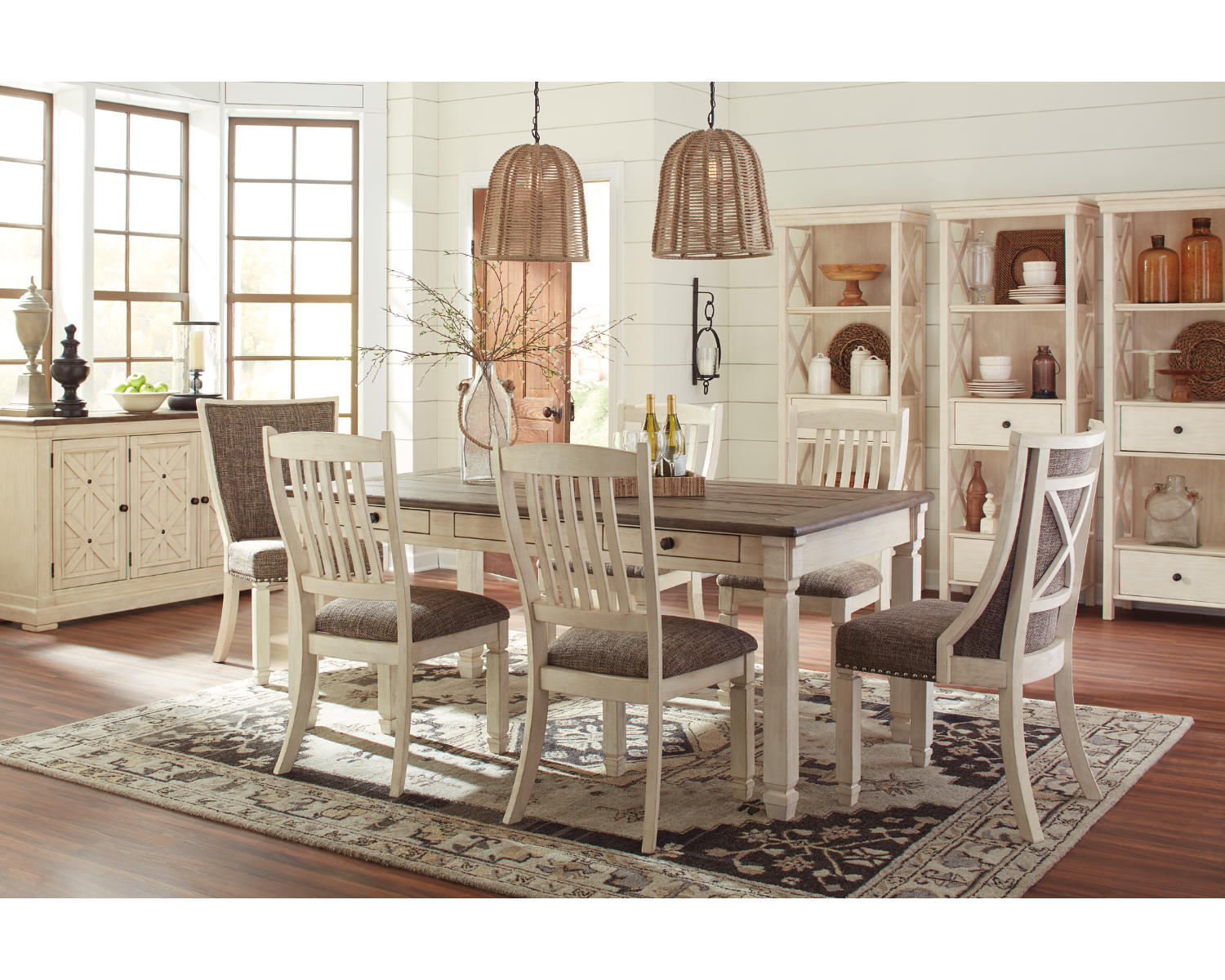 Bolanburg Dining Chair (Set of 2)