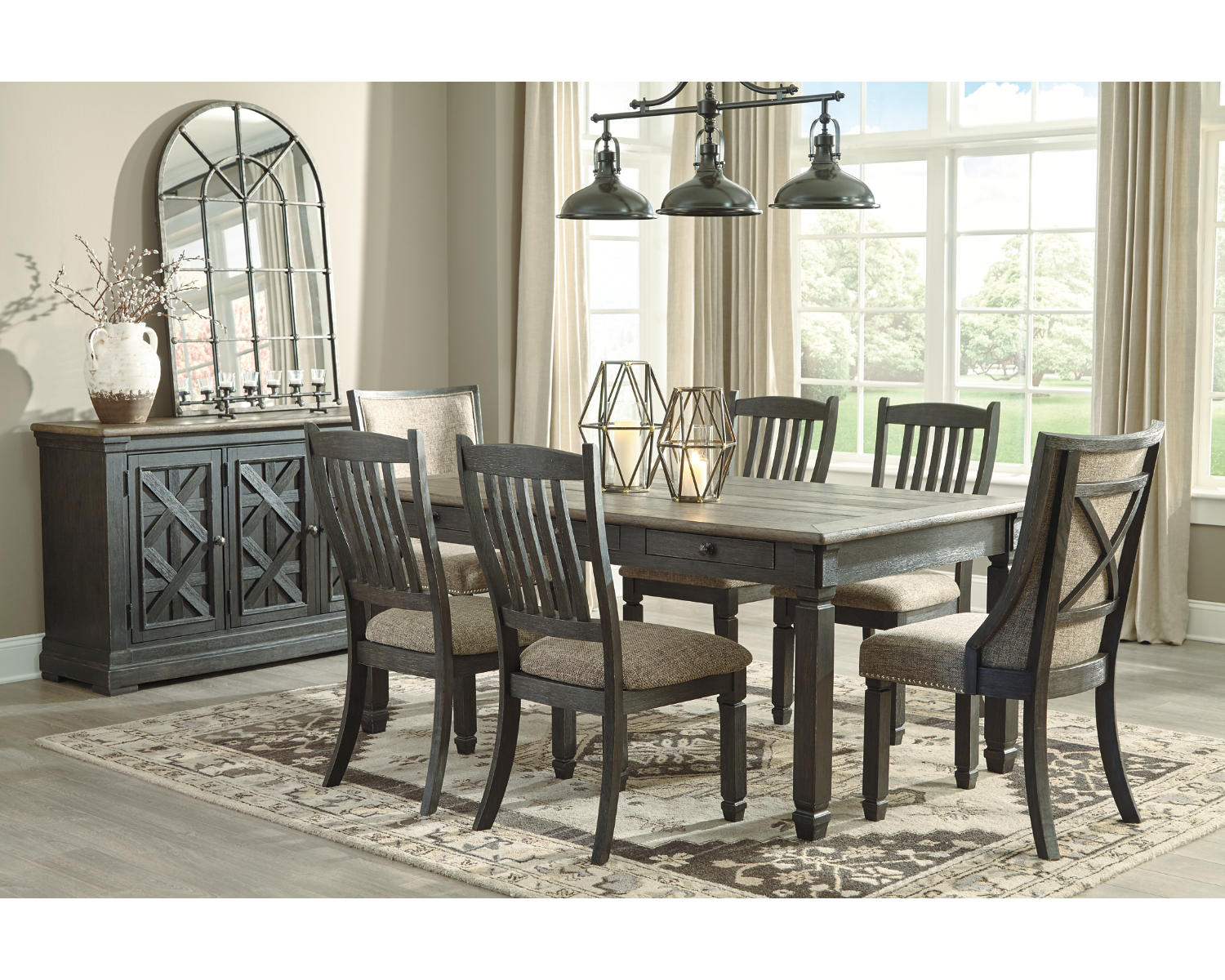Tyler Creek Dining Chair (Set of 2)