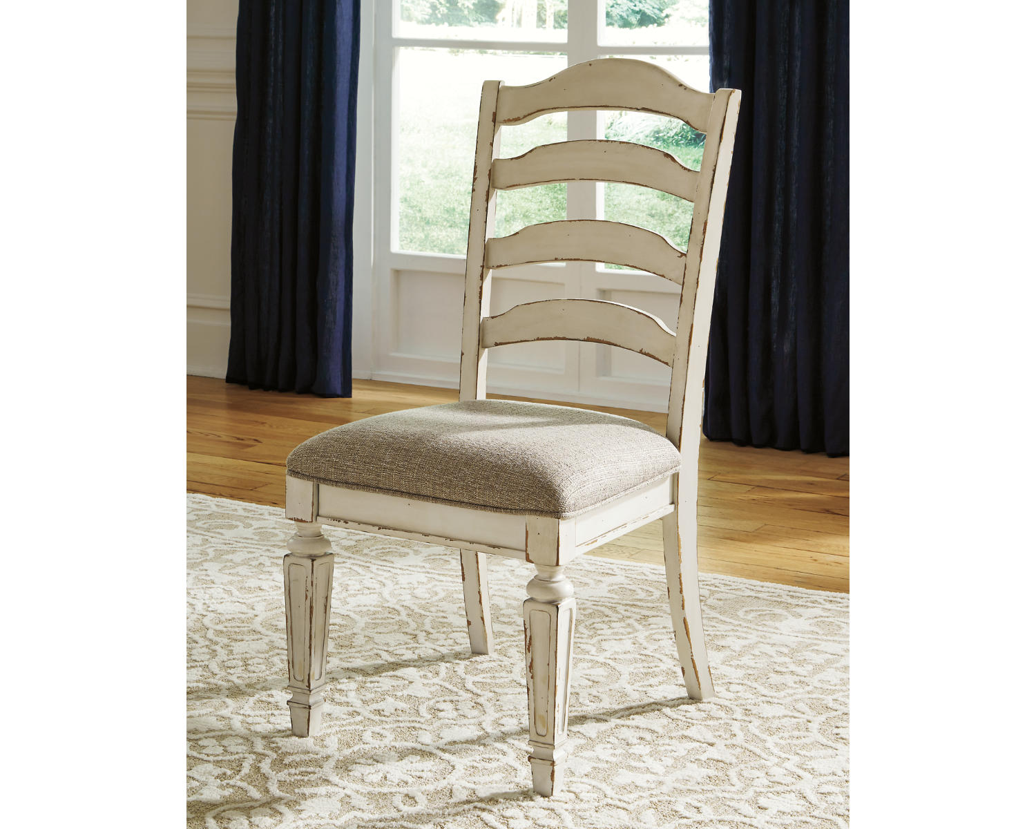 Realyn Dining Table and 6 Chairs