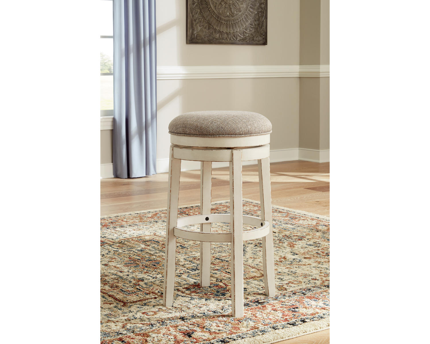 Realyn Bar Height Bar Stool