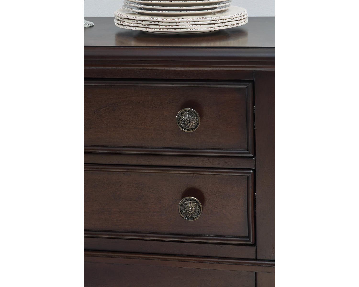 Lavinton Dining Server