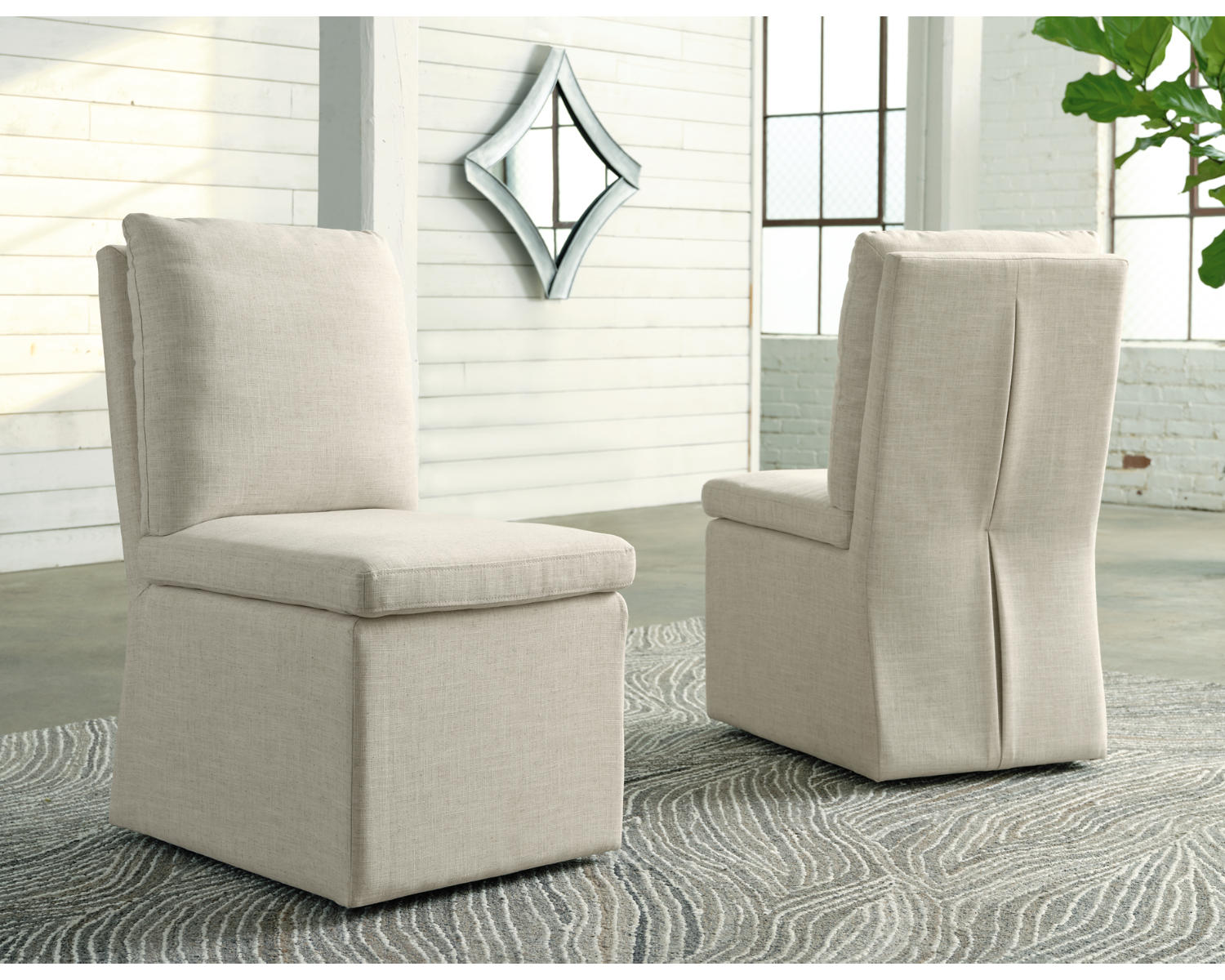 Krystanza Dining Chair (Set of 2)