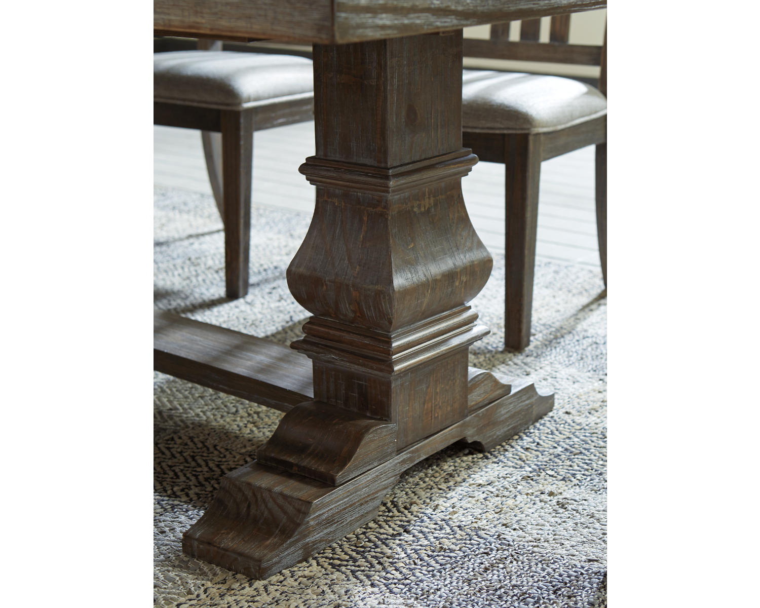 Wyndahl Dining Table and 6 Chairs