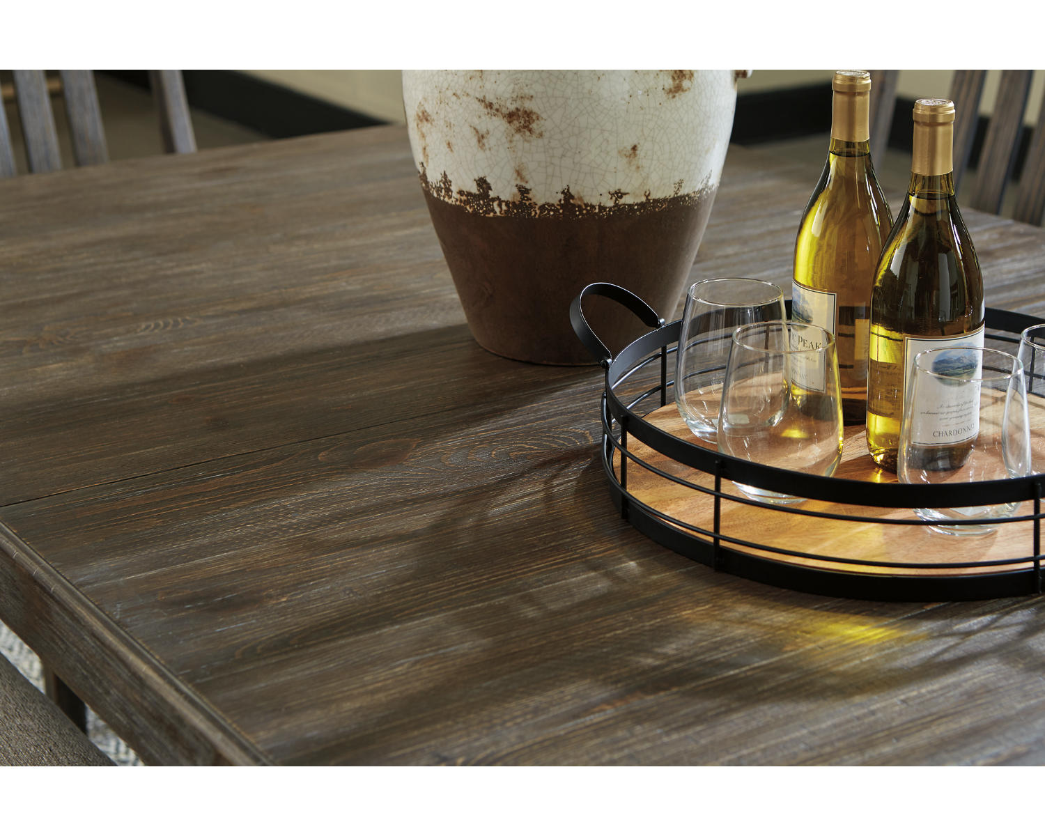 Wyndahl Dining Table