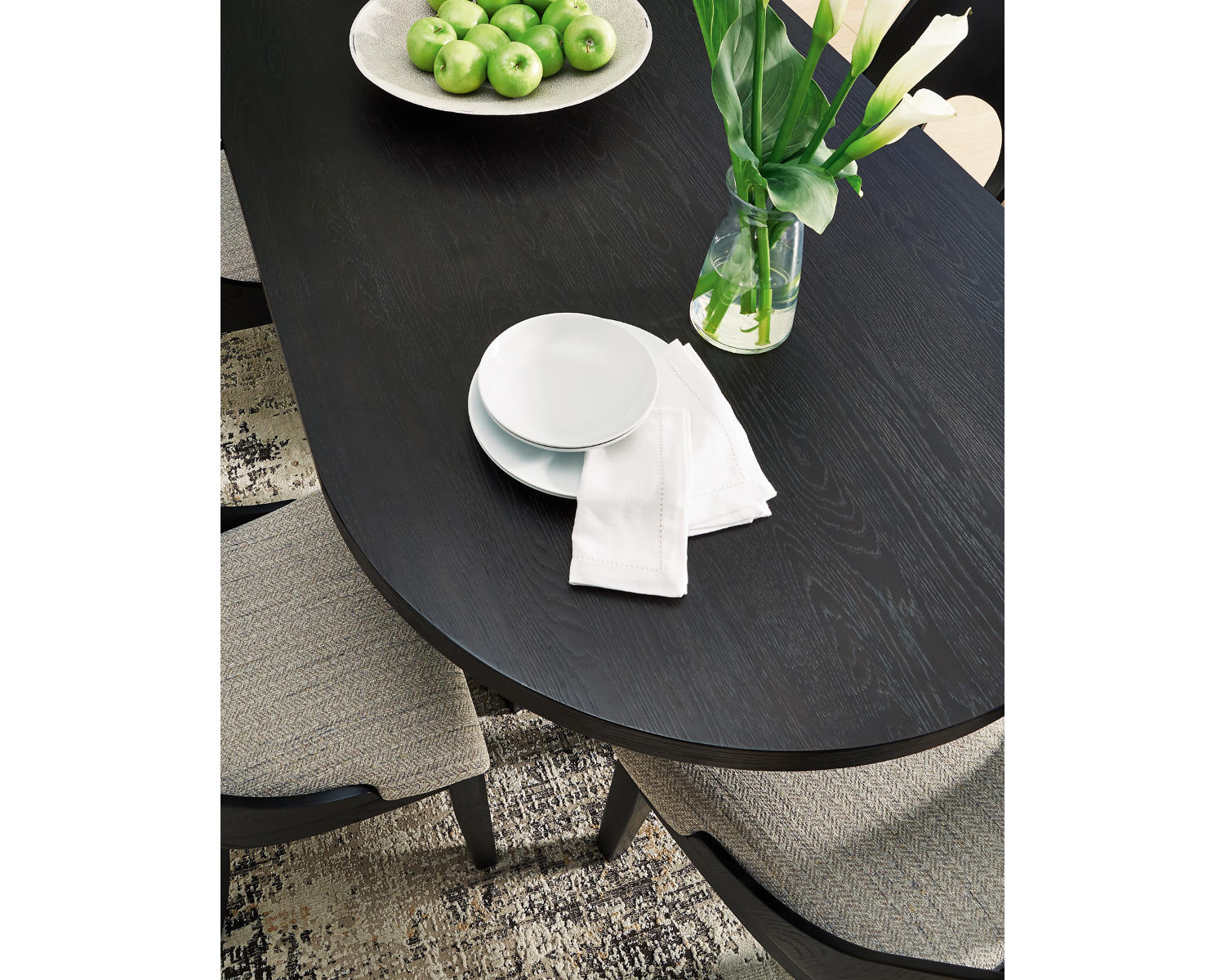 Rowanbeck Dining Table