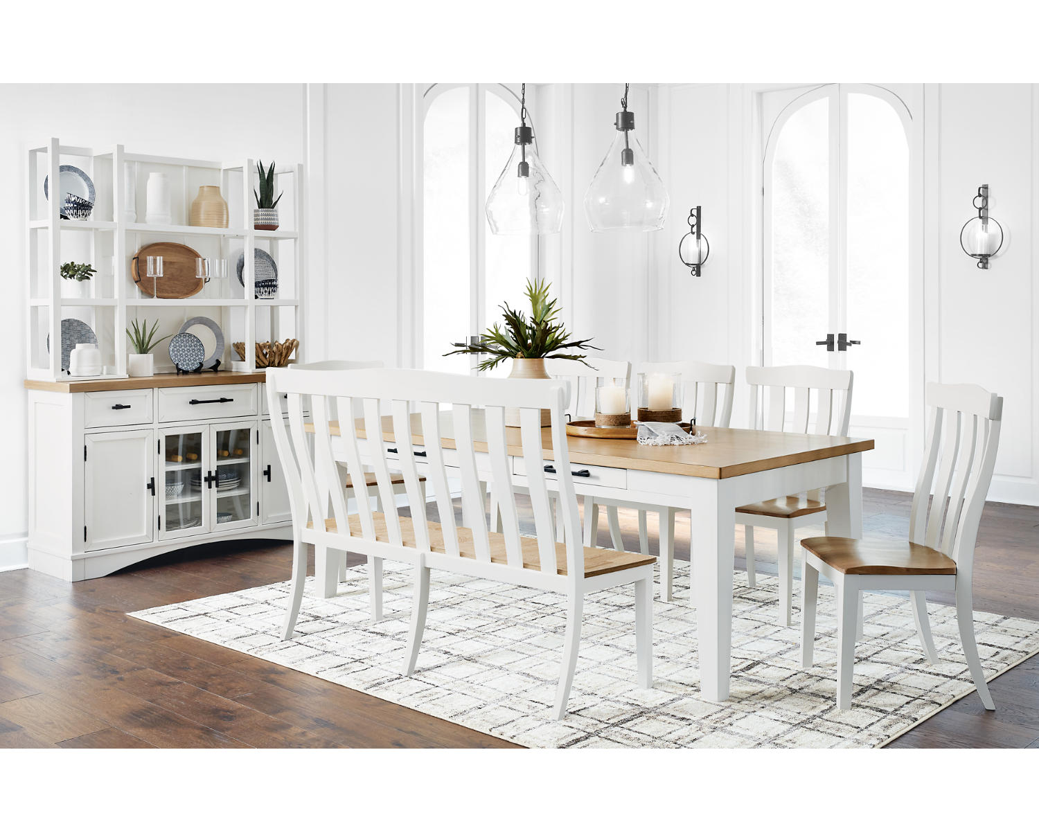 Ashbryn Dining Table