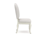 Mesa de comedor Arlendyne y 4 sillas