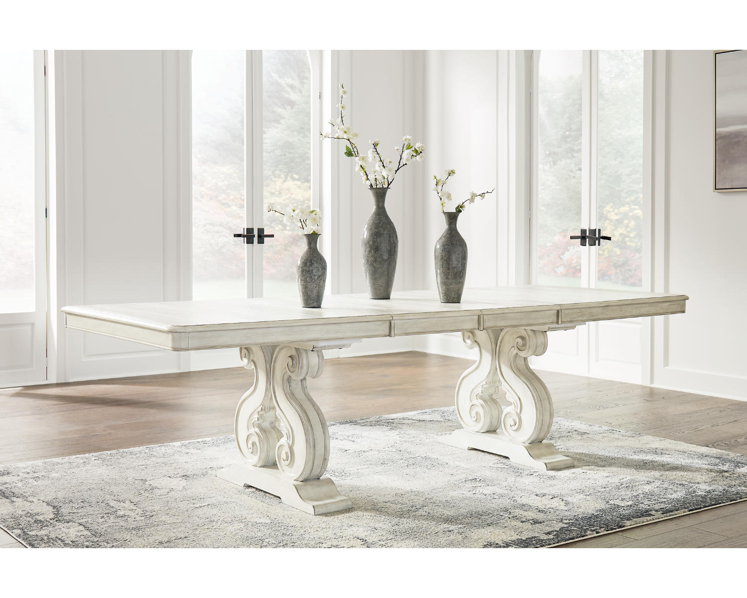 Arlendyne Extension Dining Table and 8 Chairs