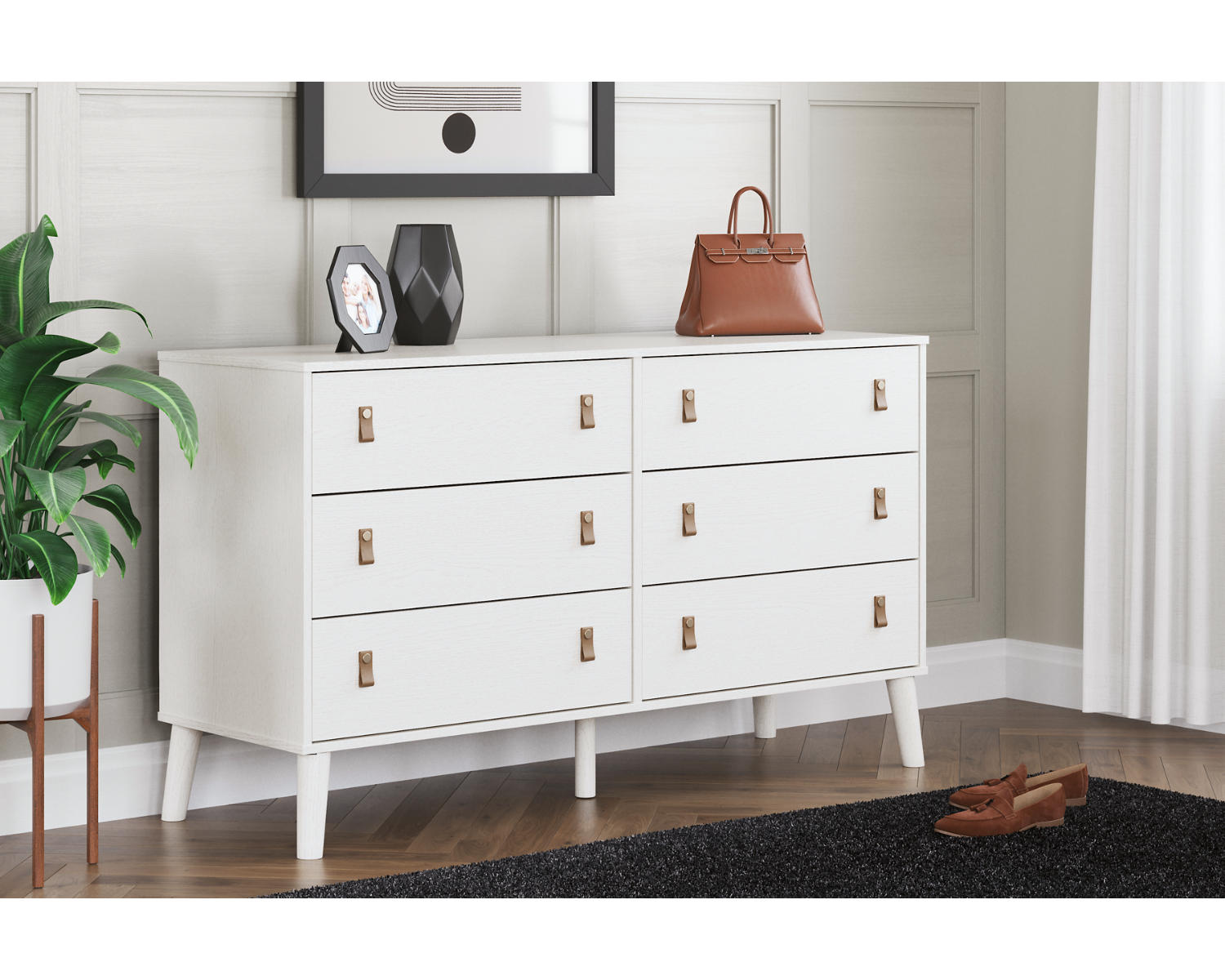 Aprilyn Dresser