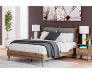 Aprilyn Queen Panel Bed