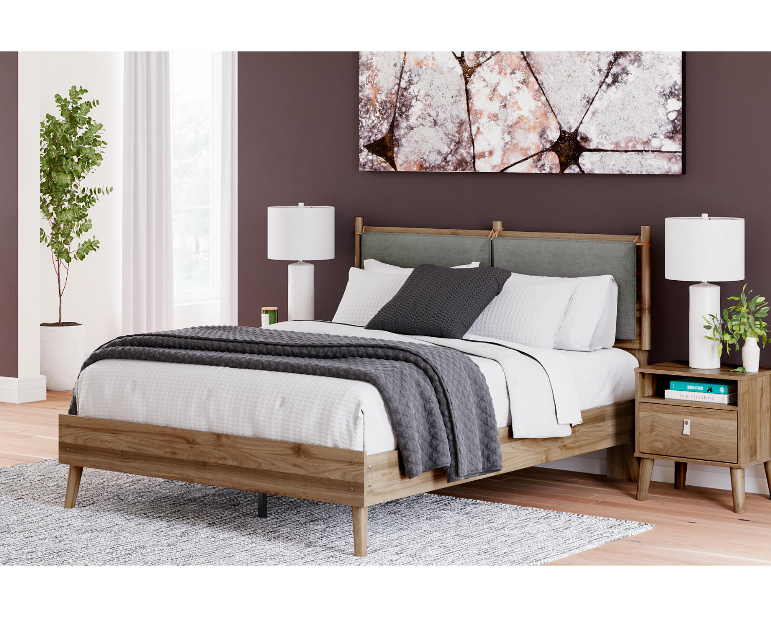 Aprilyn Queen Panel Bed