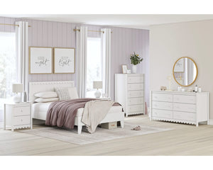 Hallityn Full Panel Platform Bed