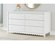 Hallityn Dresser