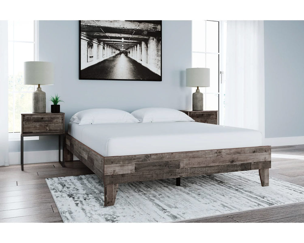 Cama Queen con plataforma Neilsville
