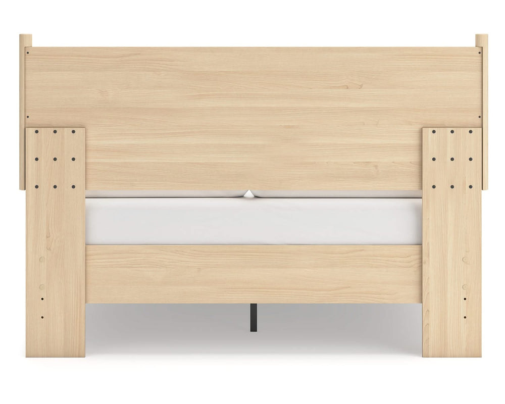 Cabinella Queen Platform Panel Bed