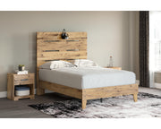 Larstin Full Panel Platform Bed