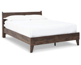 Cama de plataforma con paneles completos Calverson