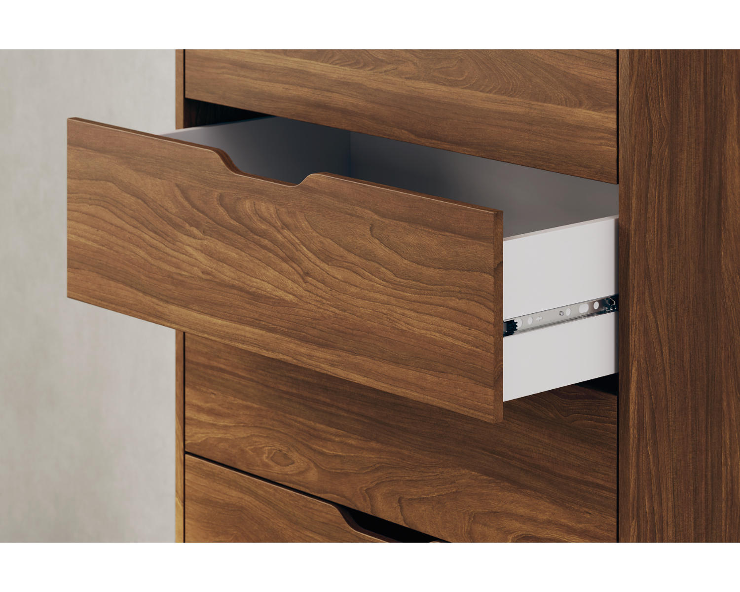 Fordmont Chest of Drawers