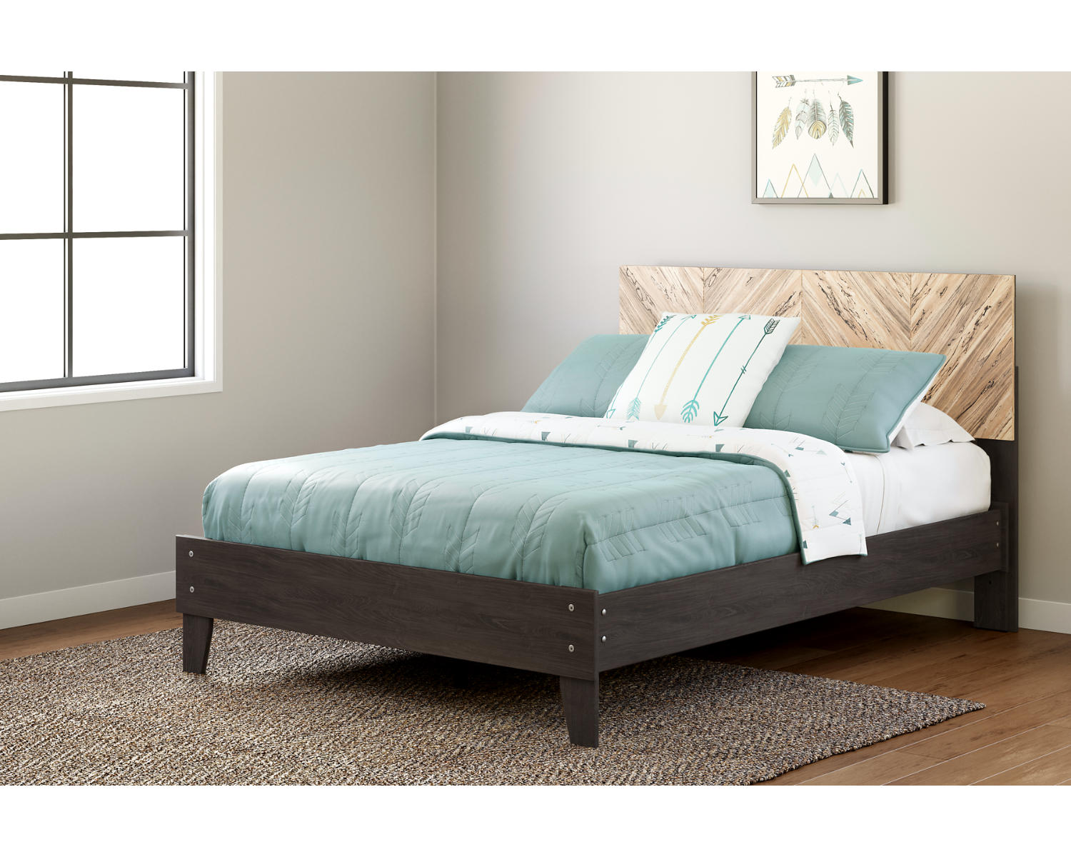 Piperton Full Panel Platform Bed