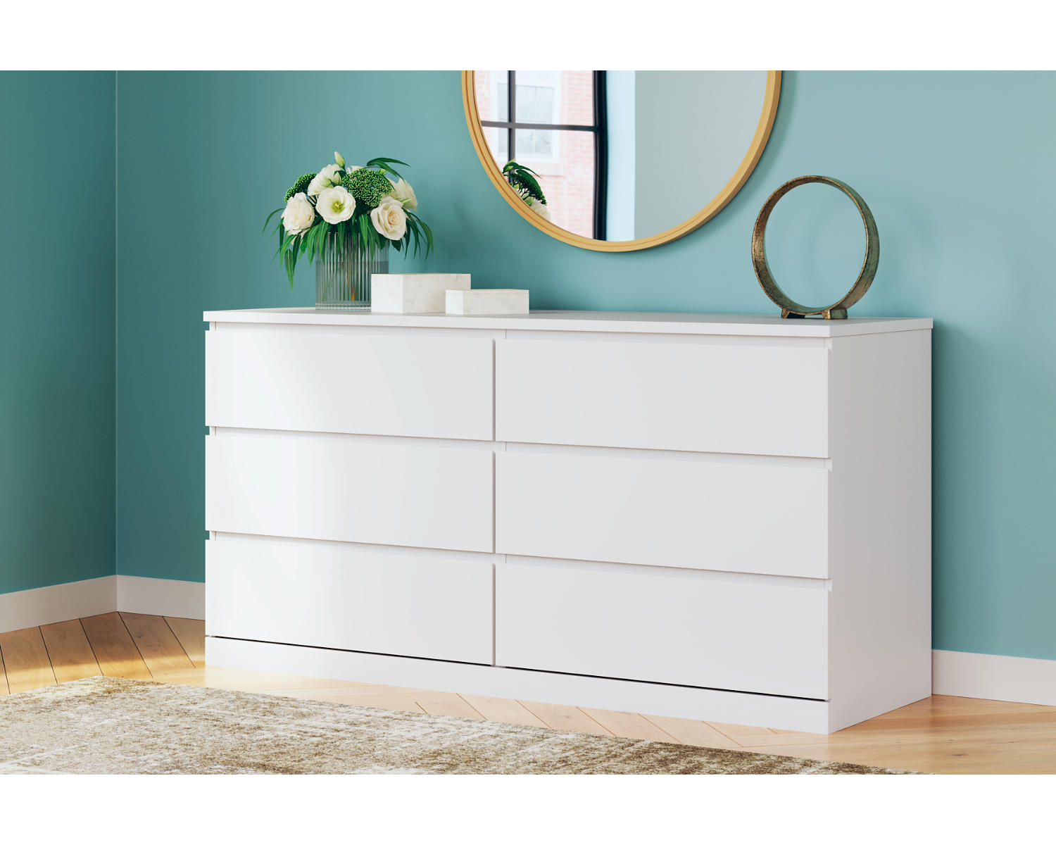 Onita Dresser
