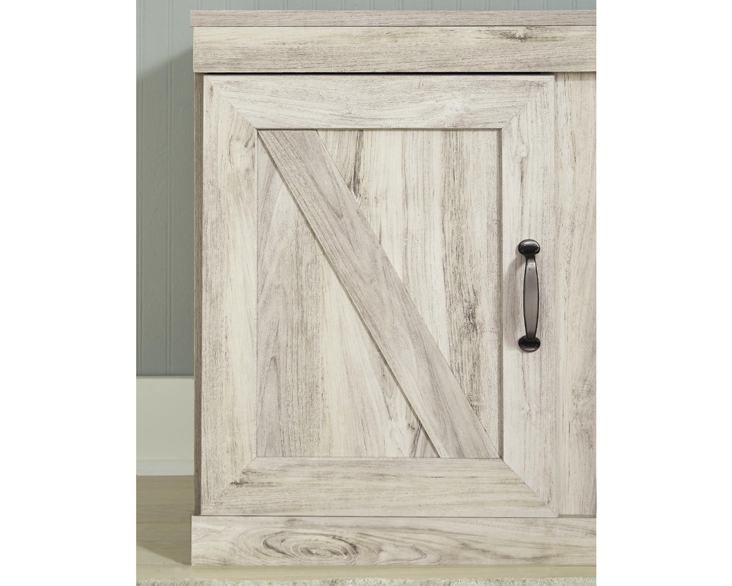 Bellaby Entertainment Center