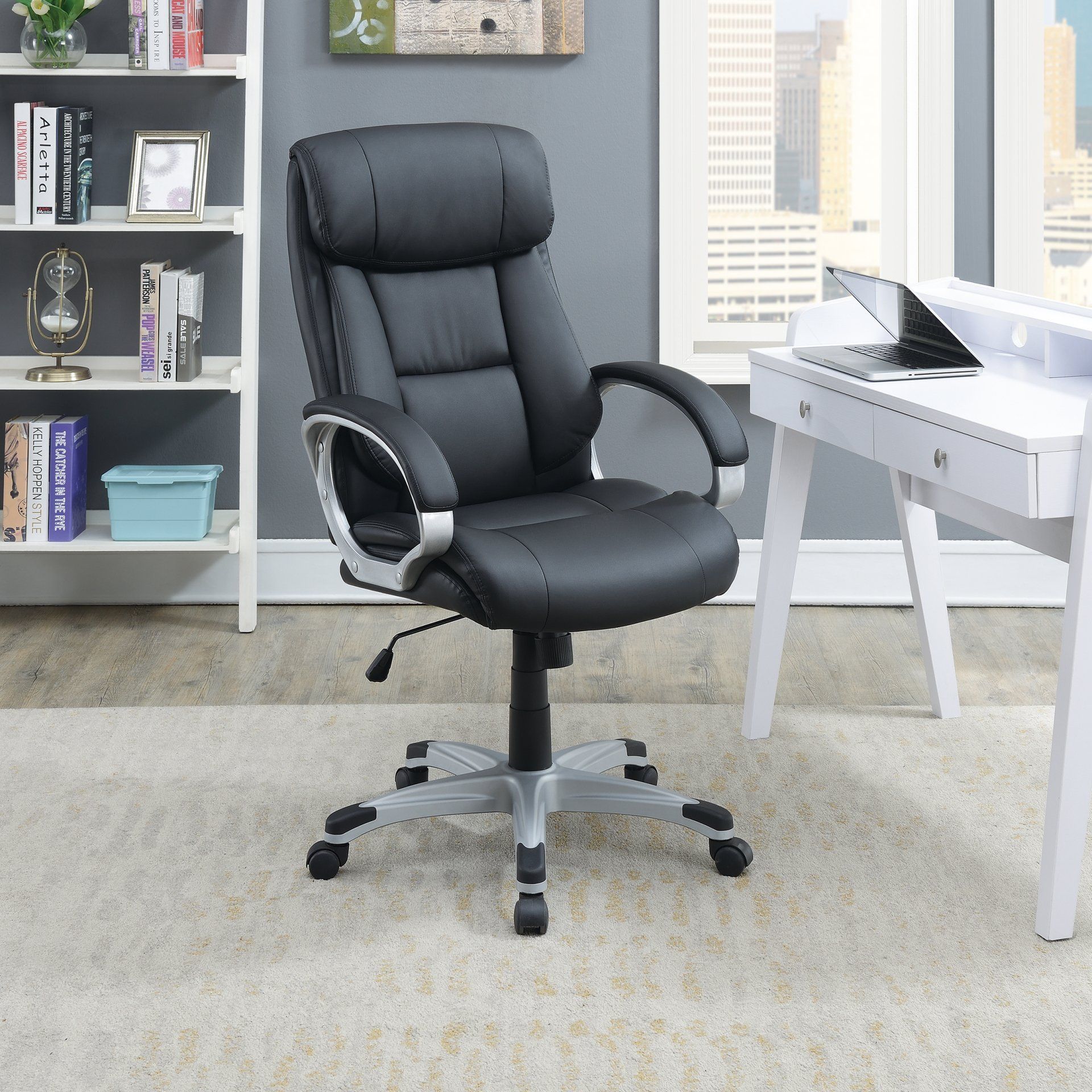 F1685 - OFFICE CHAIR/Faux Leather