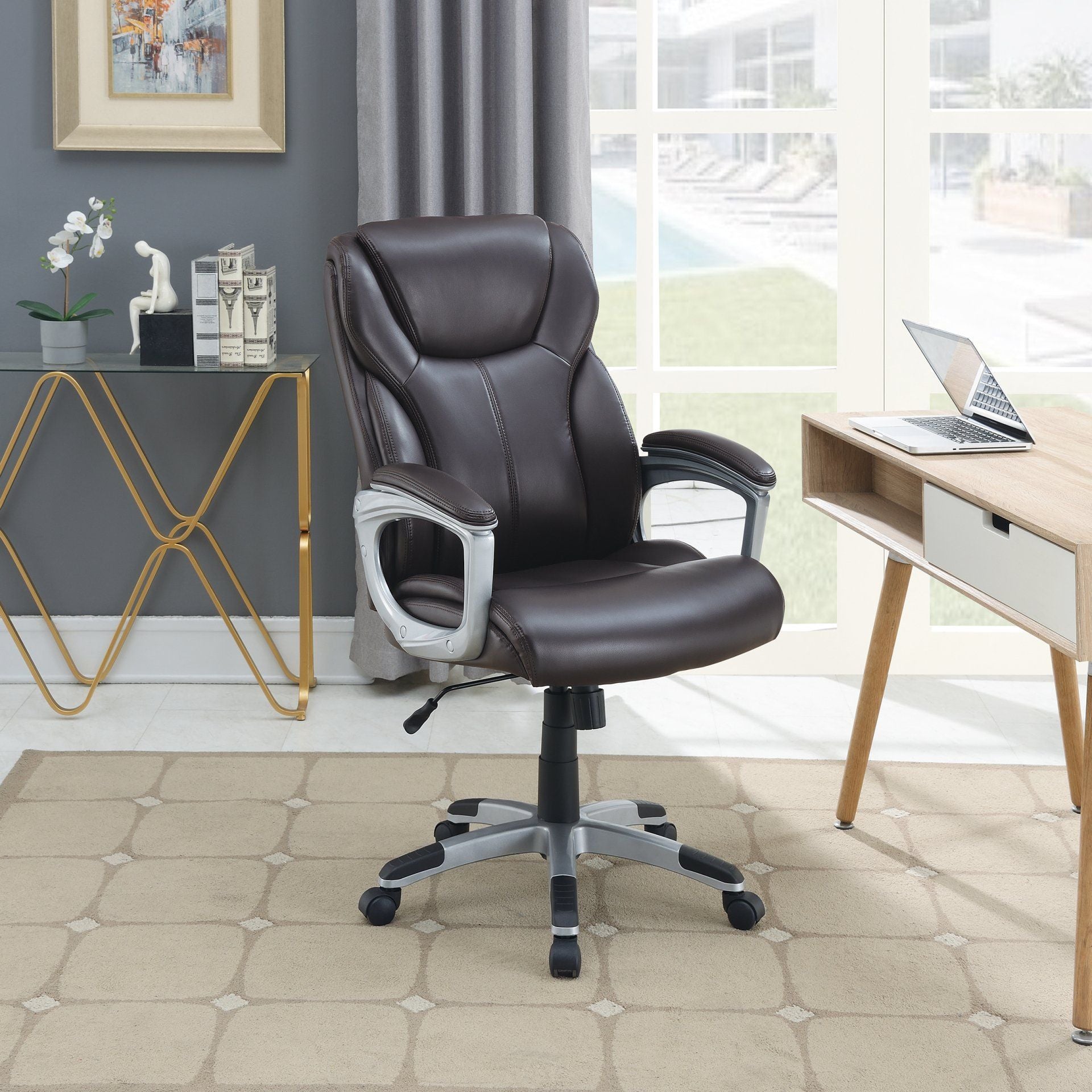 F1687 - OFFICE CHAIR/Faux Leather