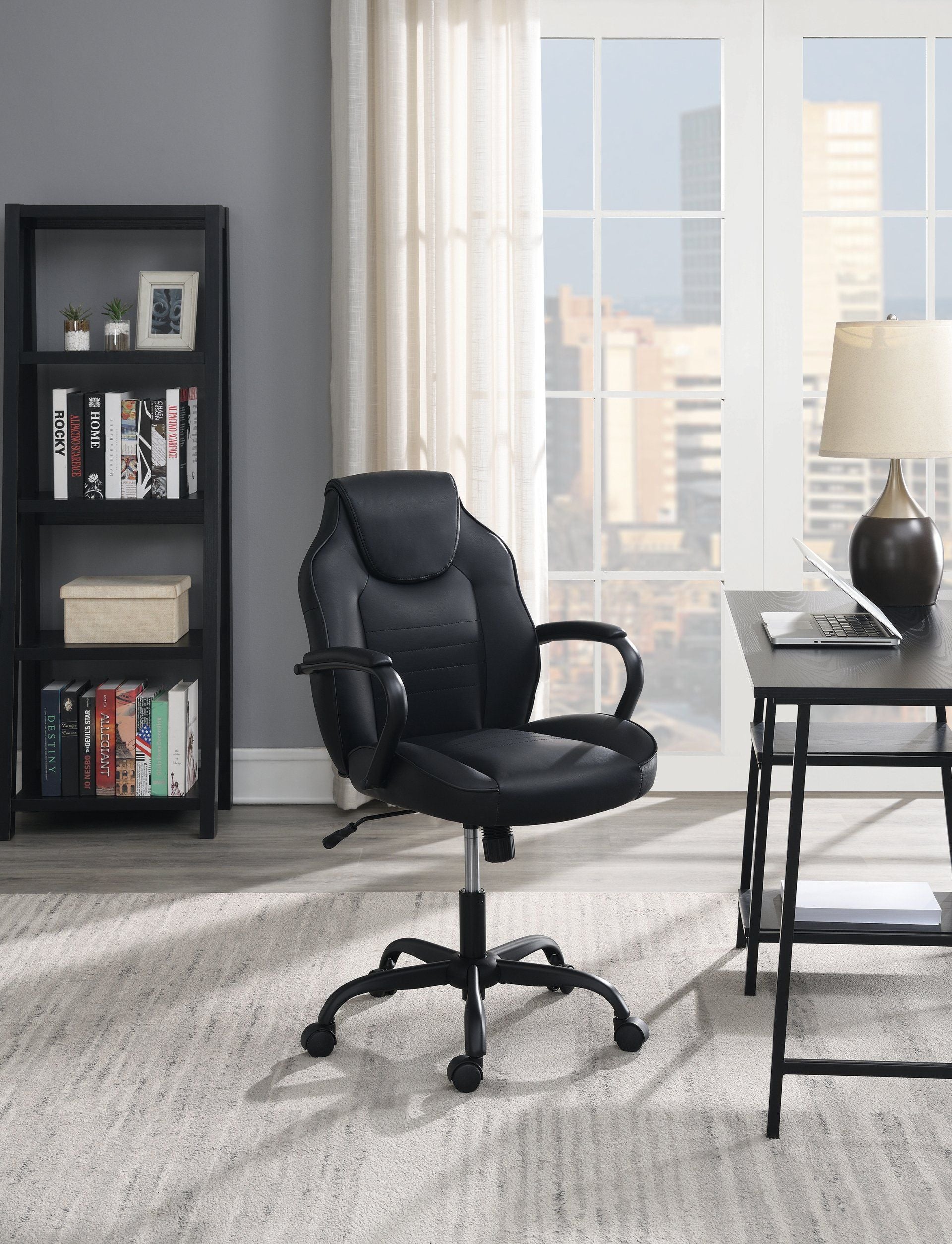 F1697 - OFFICE CHAIR/Faux Leather
