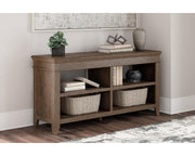Janismore Credenza