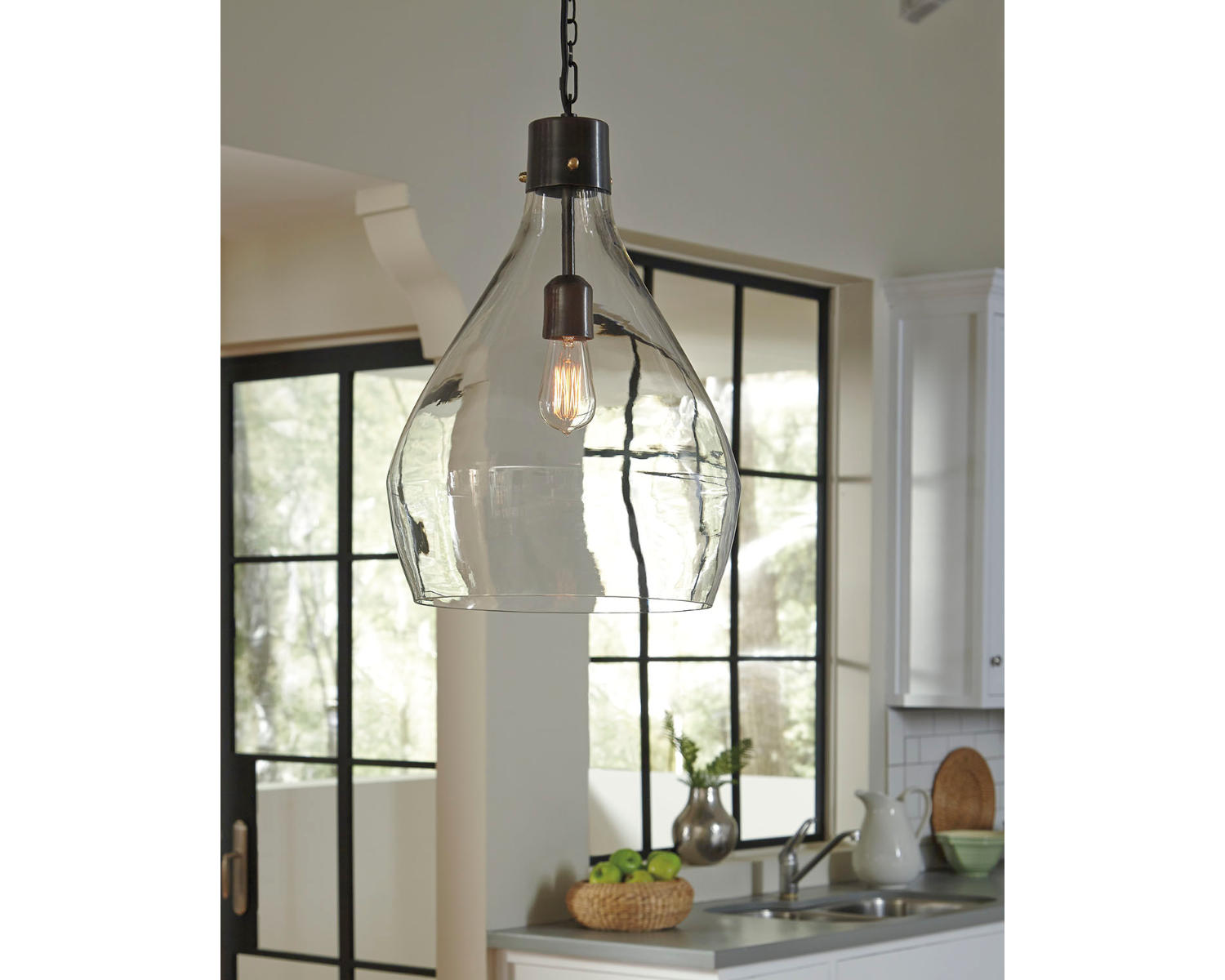 Avalbane Pendant Light