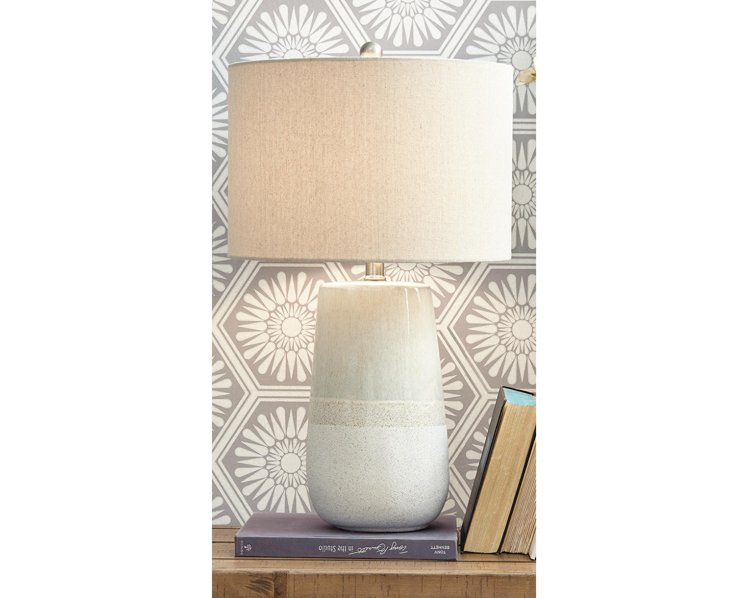 Shavon Table Lamp (Set of 2)