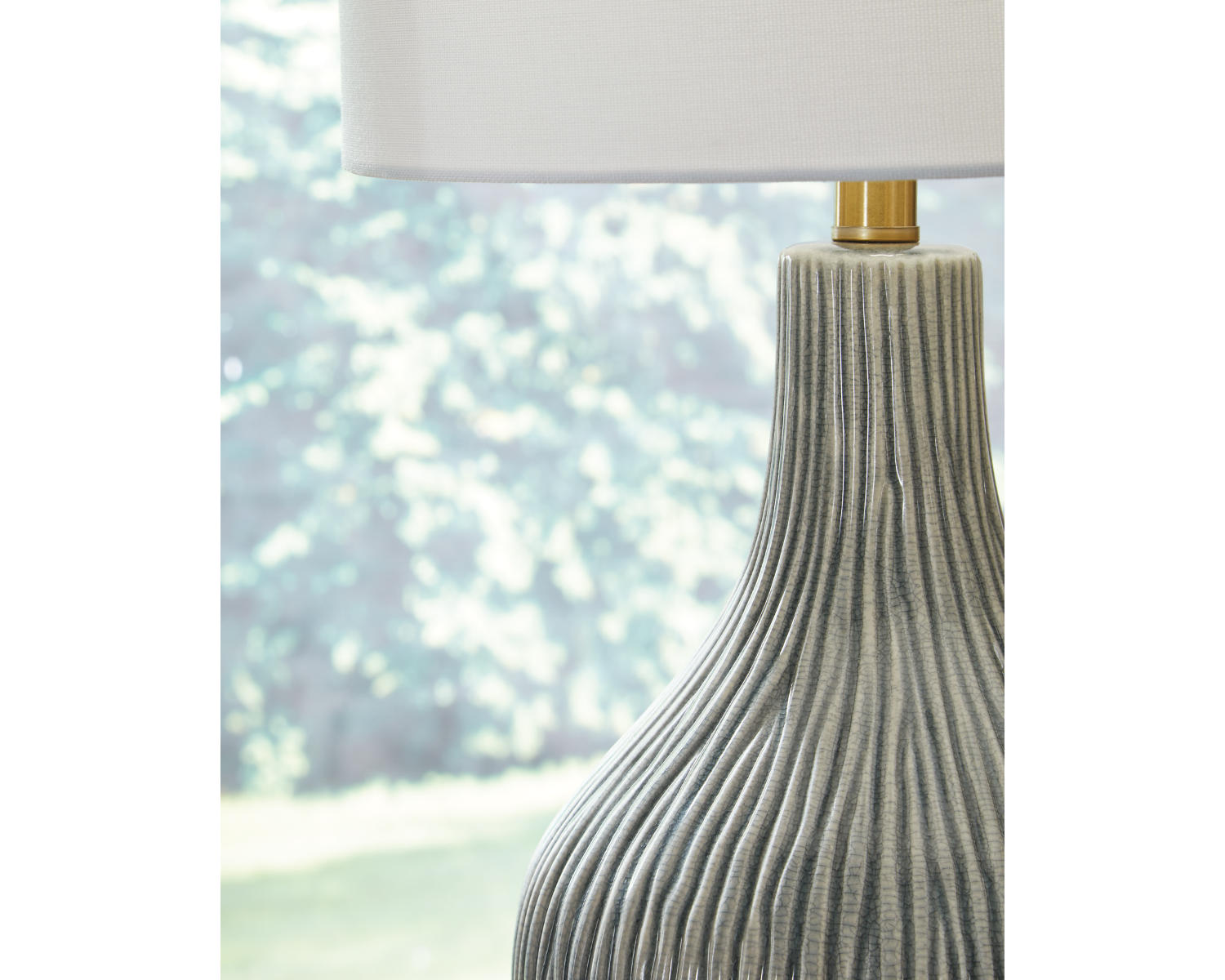 Judlen Table Lamp