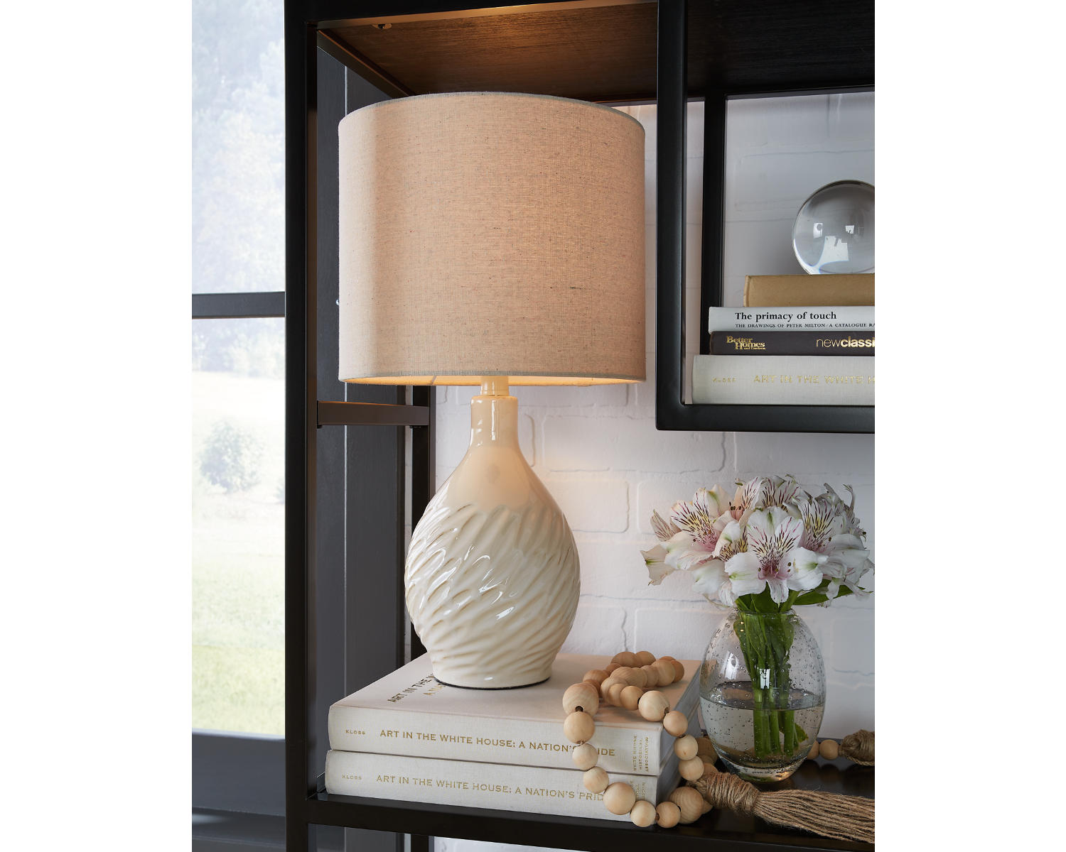 Garinton Table Lamp (Set of 2)