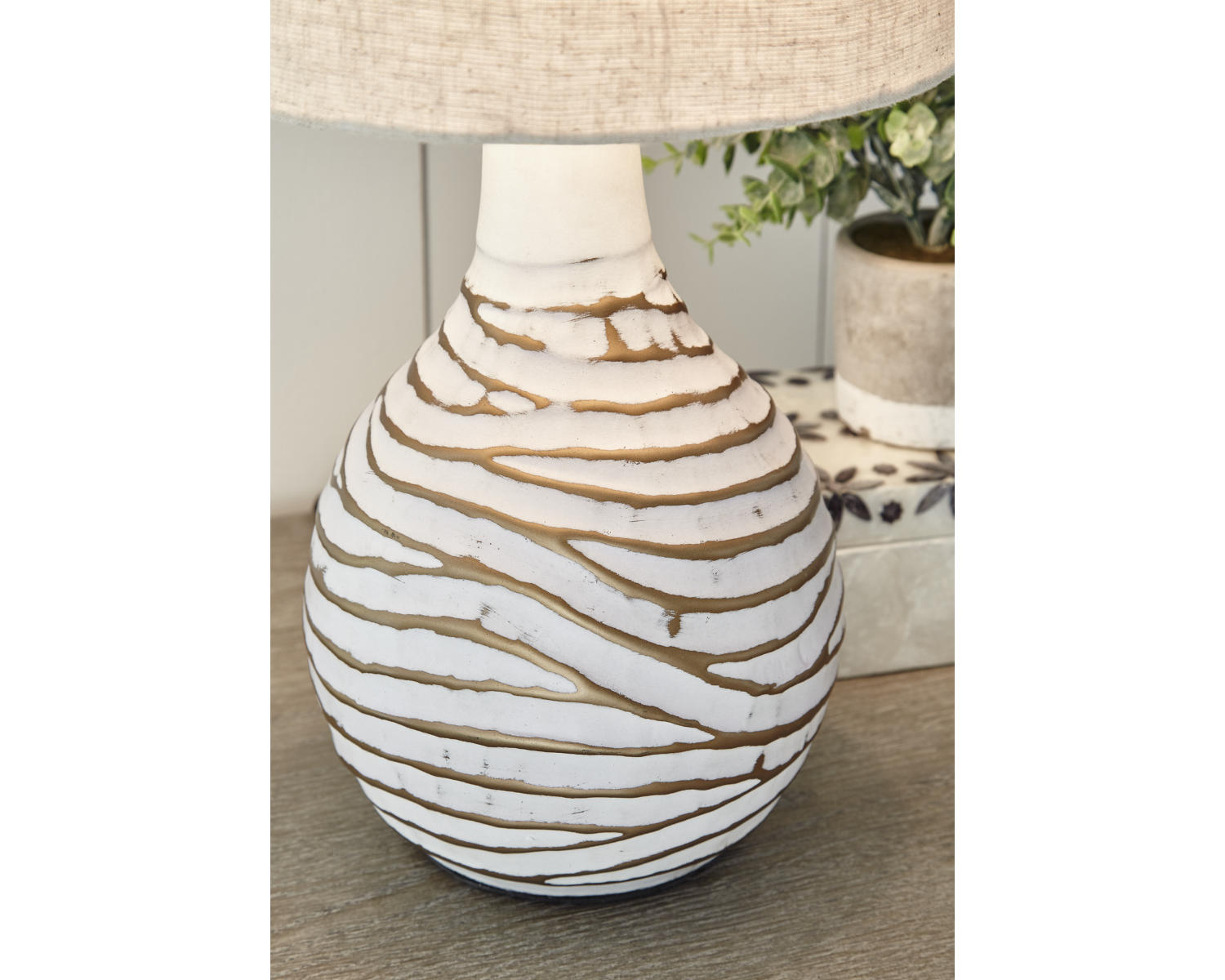 Aleela Table Lamp