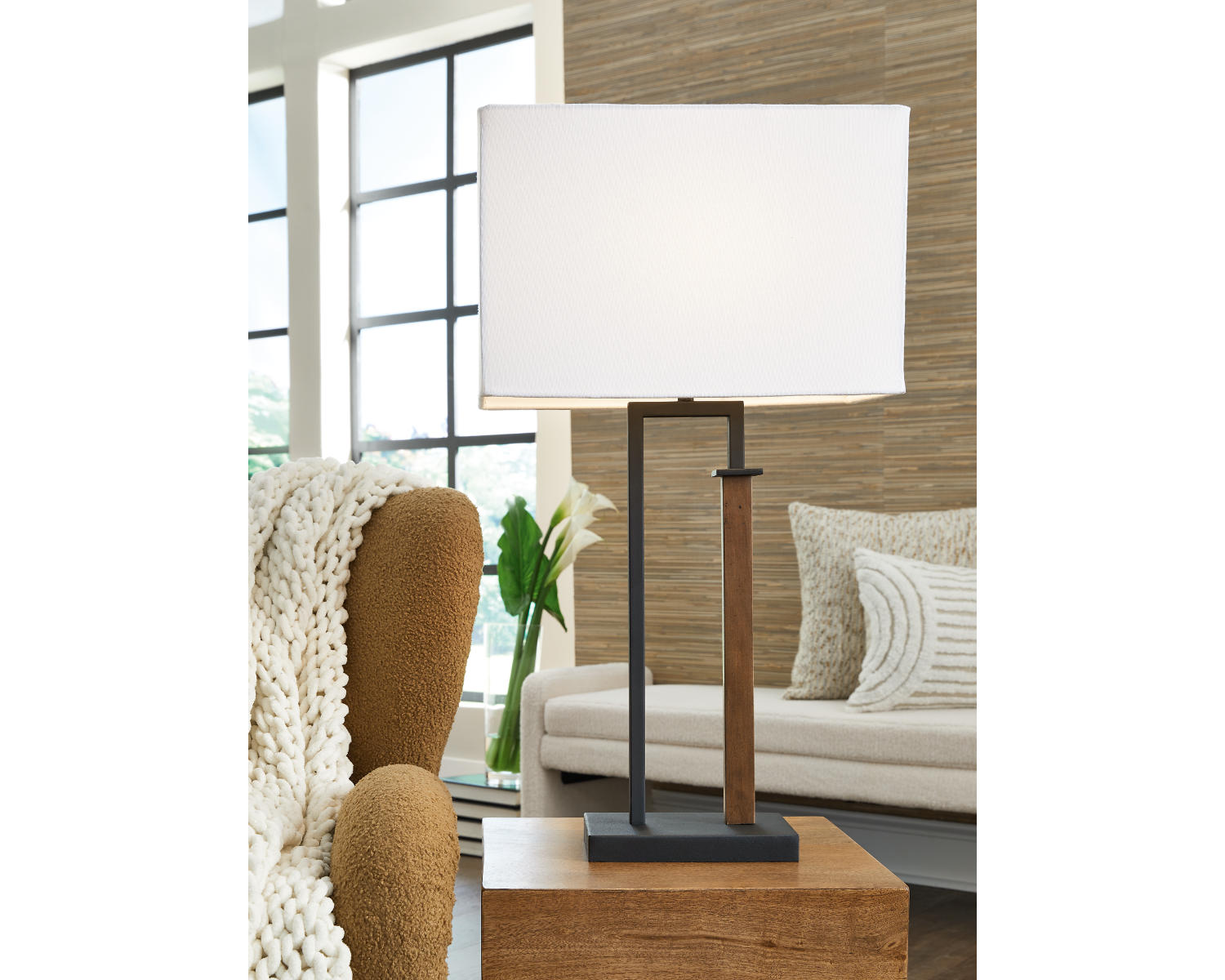 Voslen Table Lamp (Set of 2)