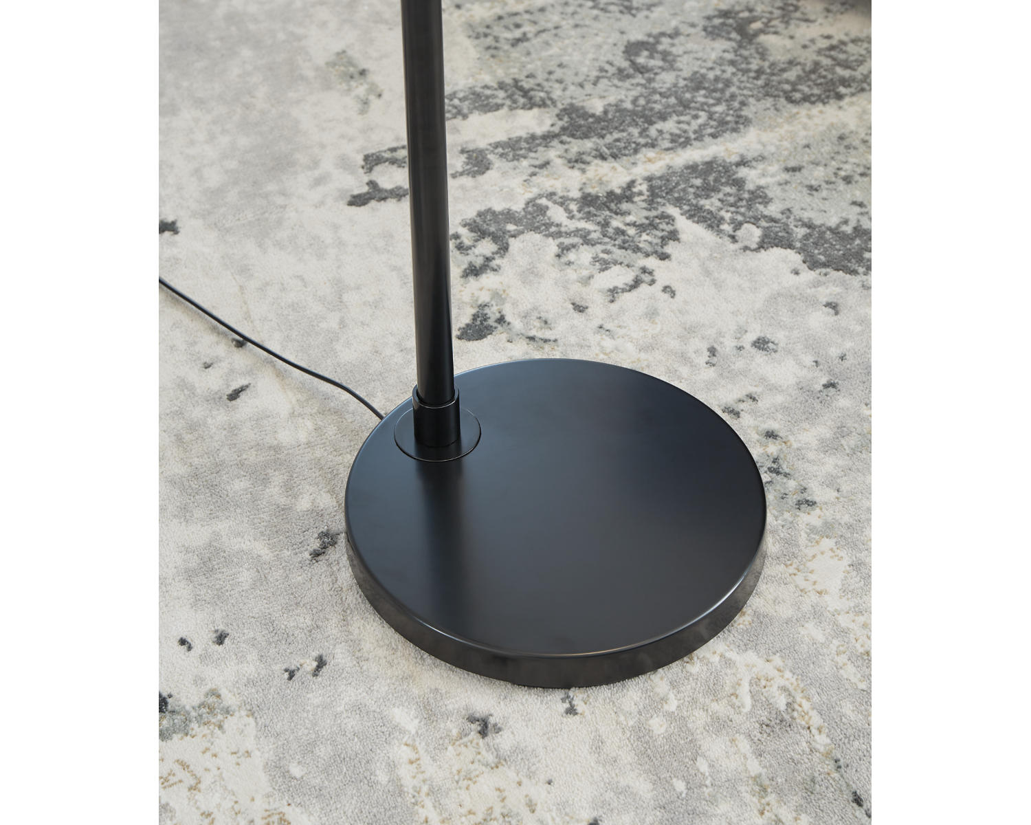Walkford Floor Lamp