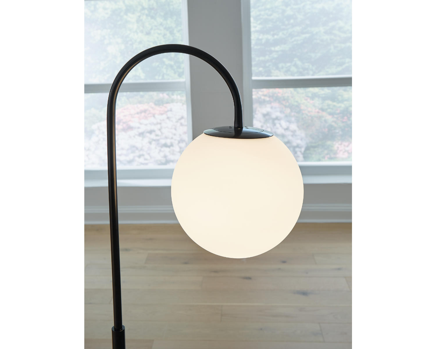Walkford Floor Lamp