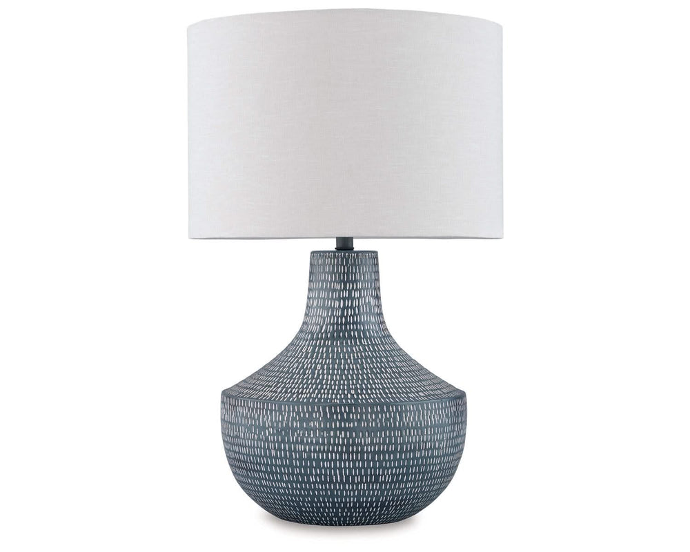 Schylarmont Table Lamp