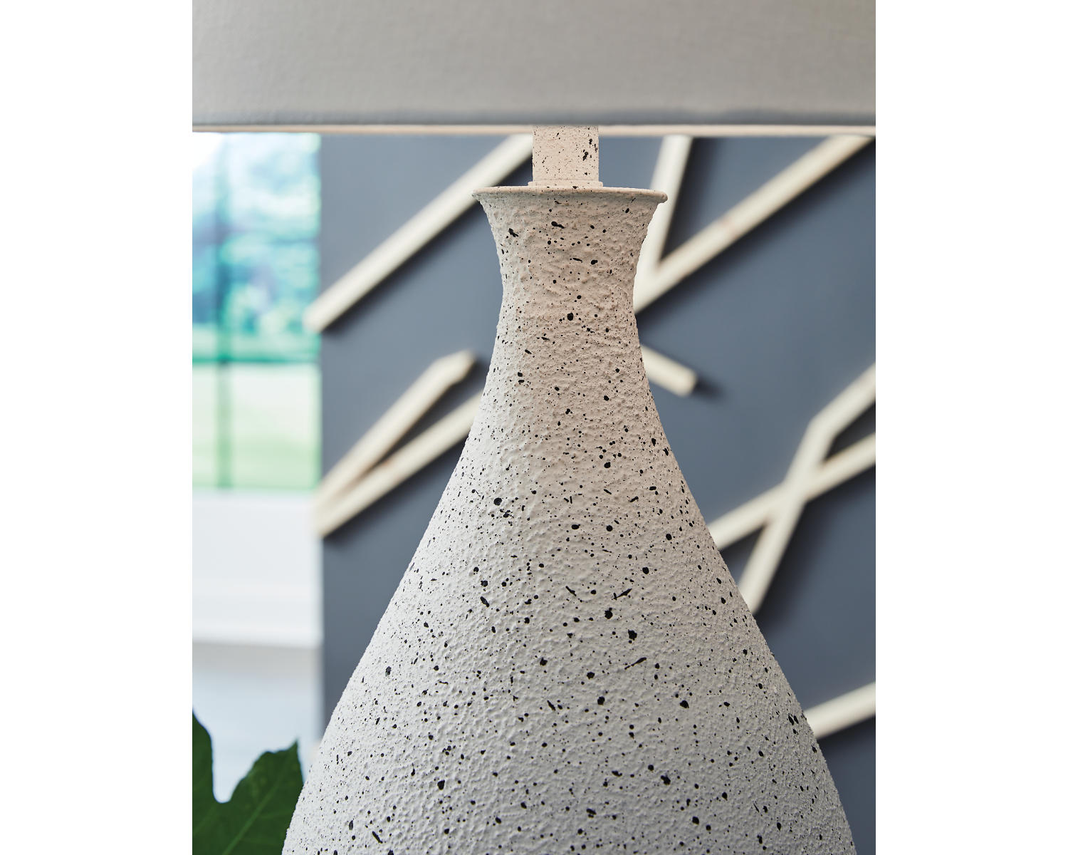 Wyattford Table Lamp
