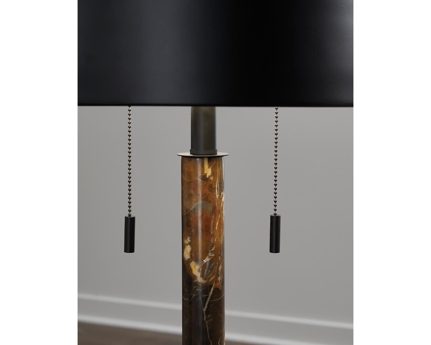 Alanbert Table Lamp