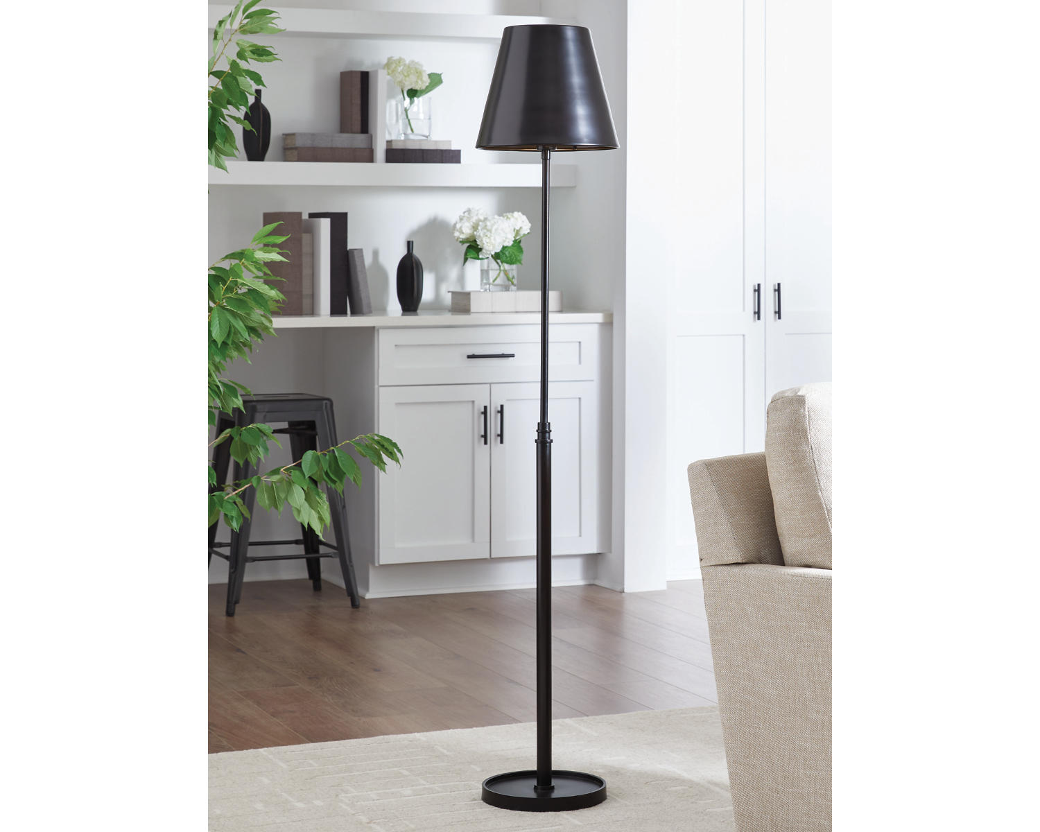 Wimner Floor Lamp