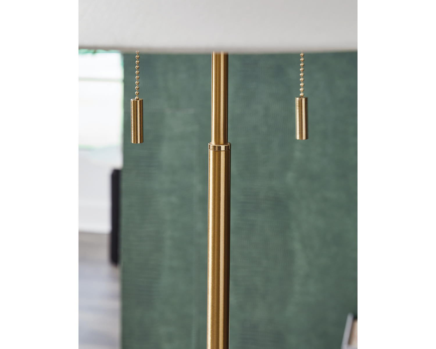 Haigwood Floor Lamp
