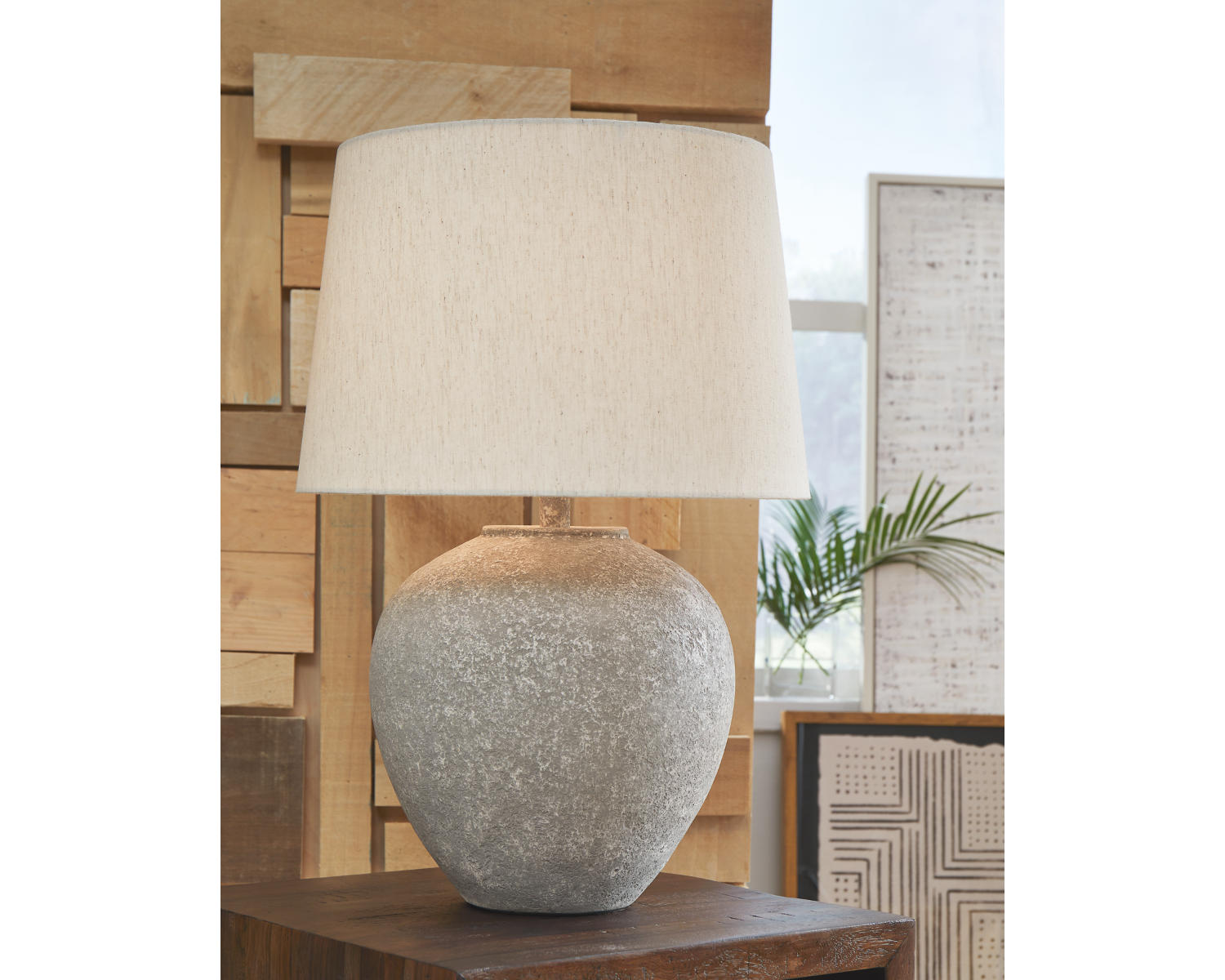 Dreward Table Lamp