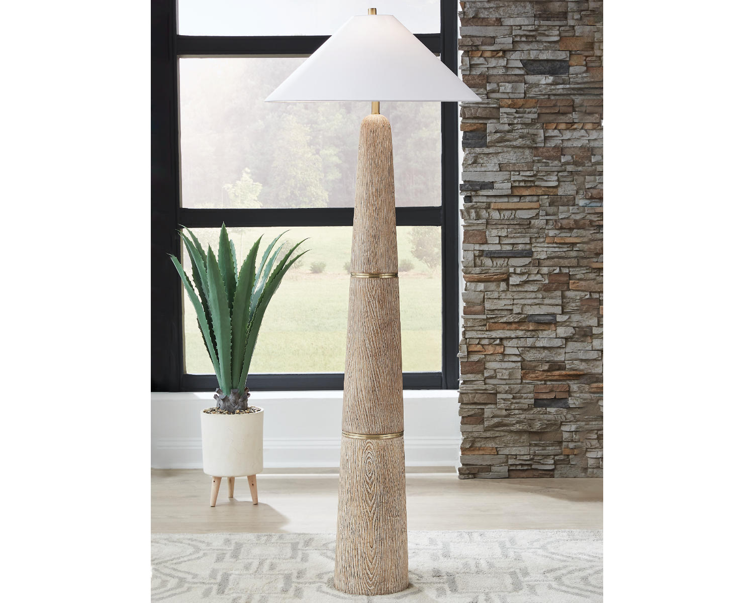 Gasparleigh Floor Lamp