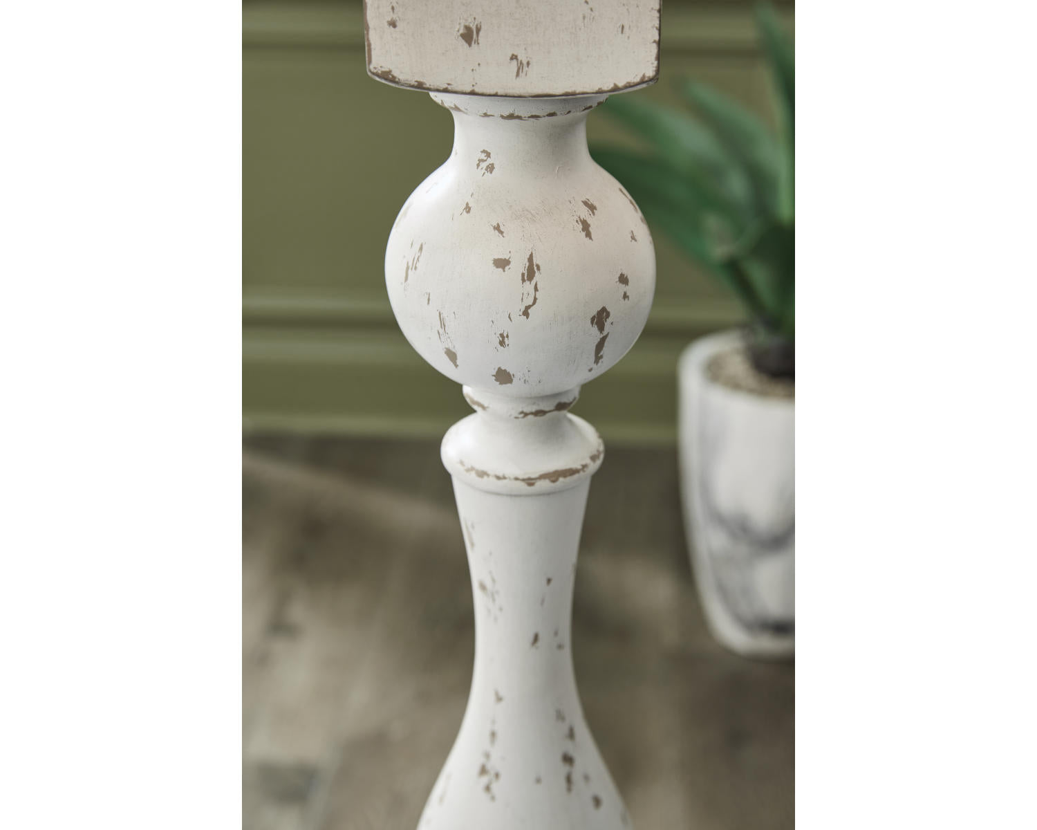 Madsbrook Floor Lamp