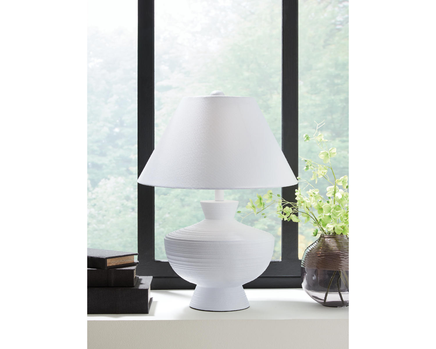 Harelwood Table Lamp