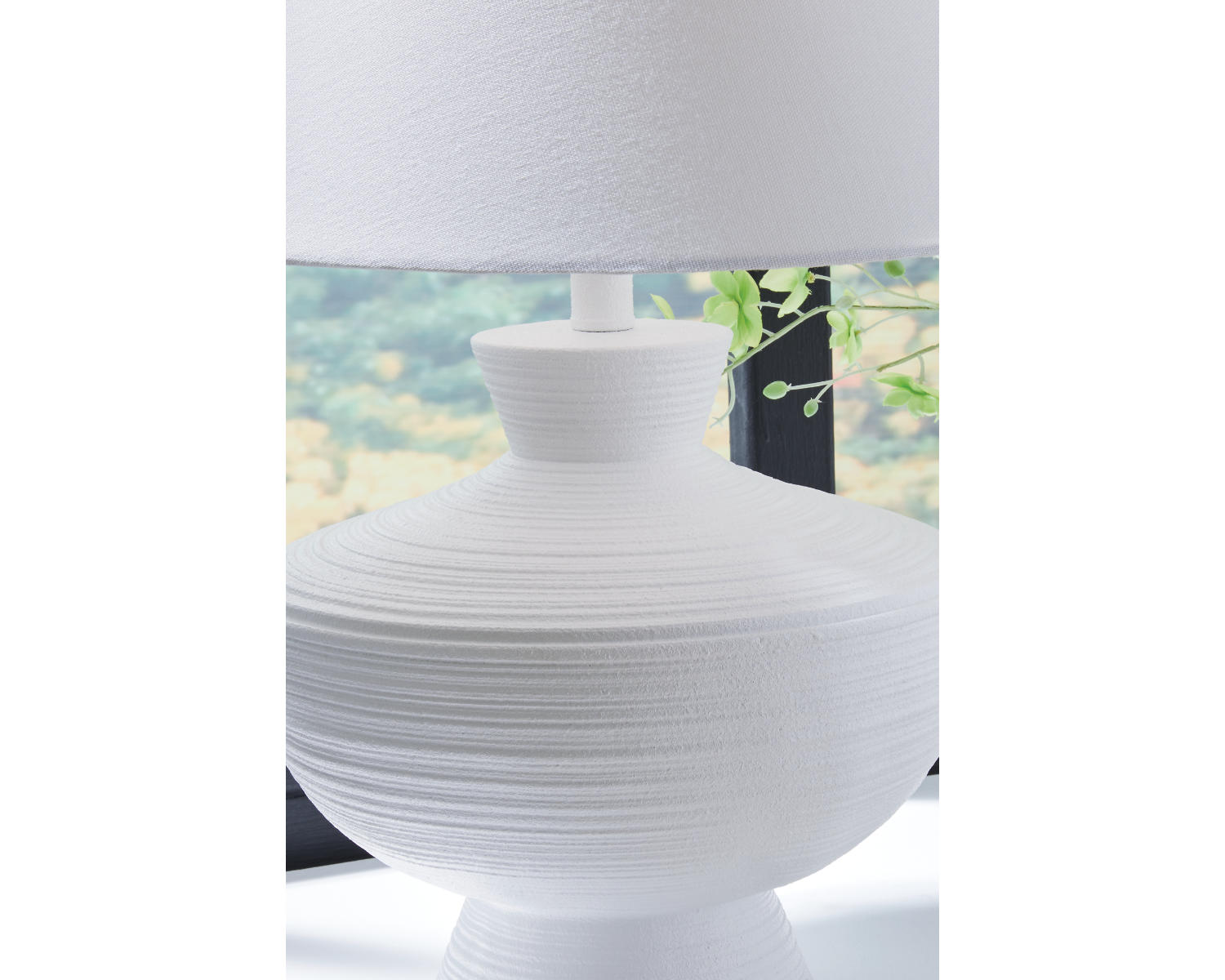Harelwood Table Lamp