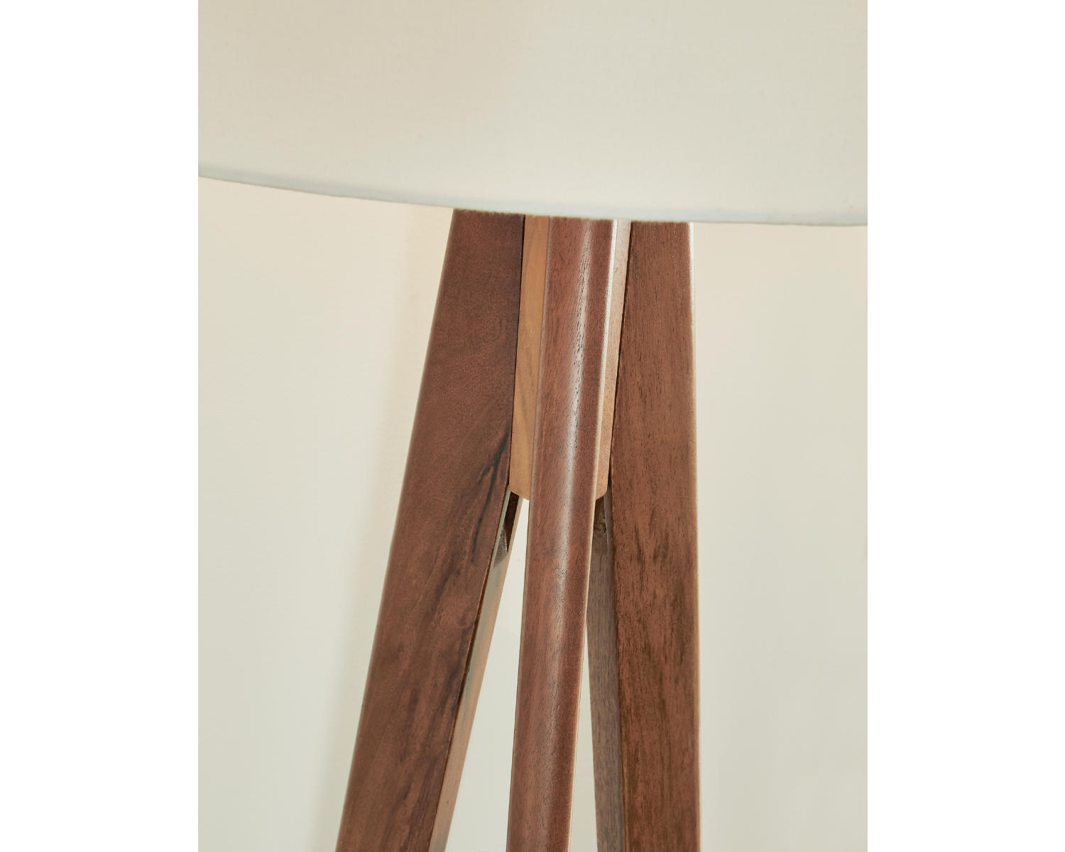 Dallson Floor Lamp