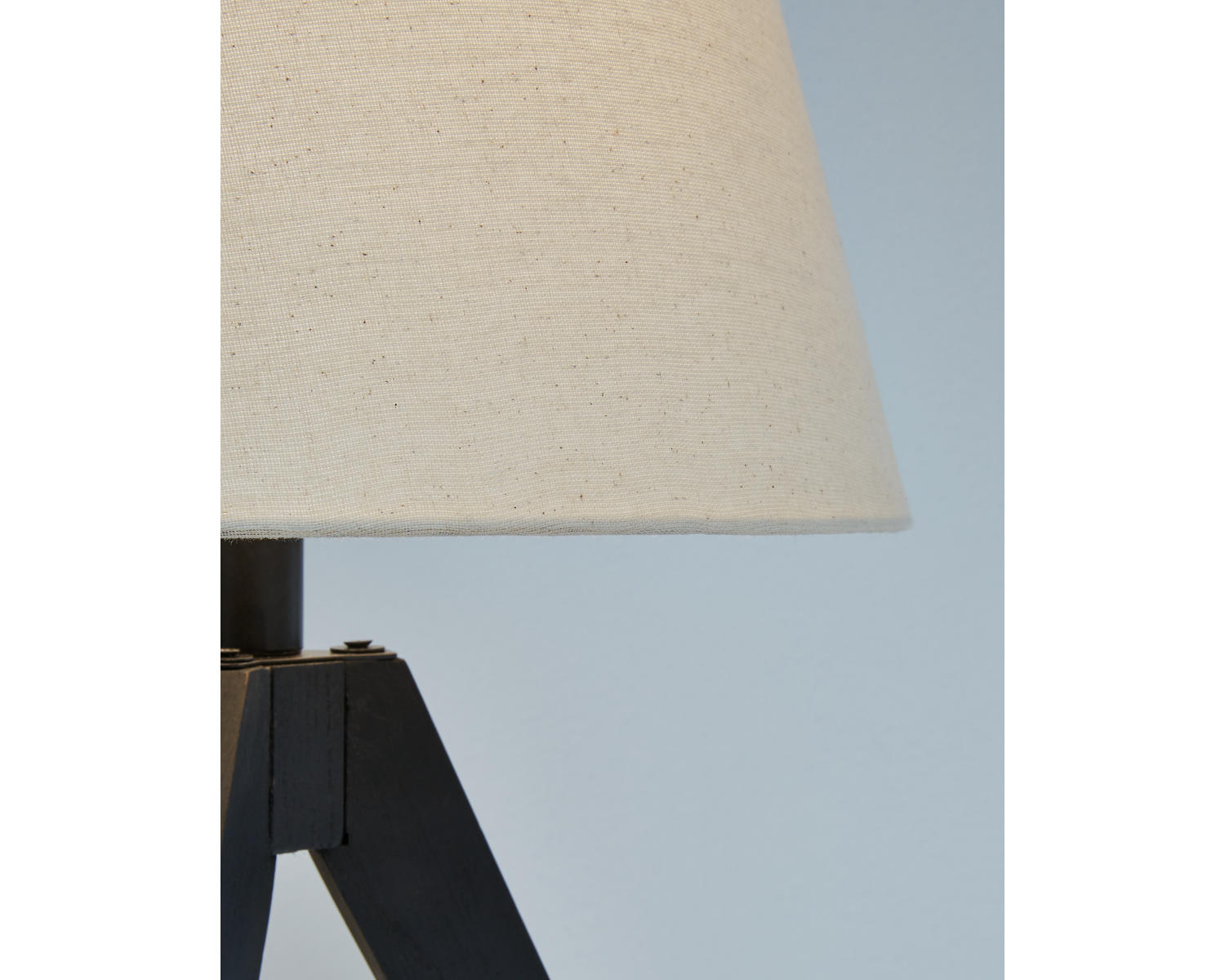 Laifland Table Lamp (Set of 2)